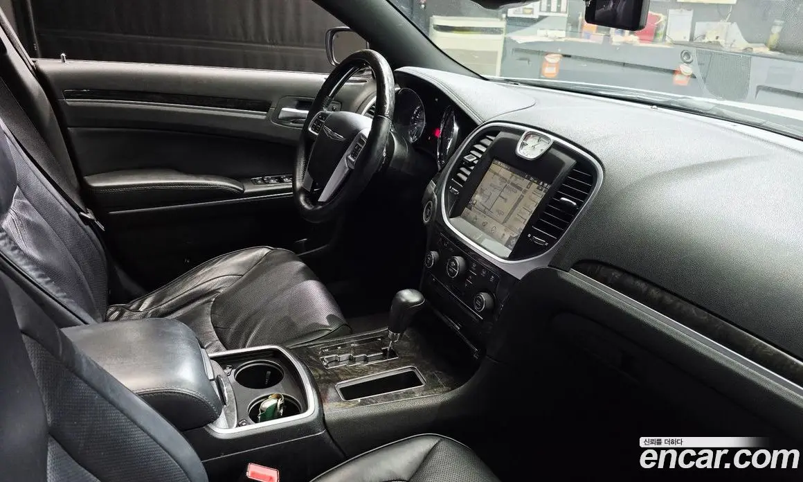 Chrysler 300C 2011 3.6 автомат (гидро), фото 20 Chrysler 300C 2011 3.6 автомат (гидро), фото 20