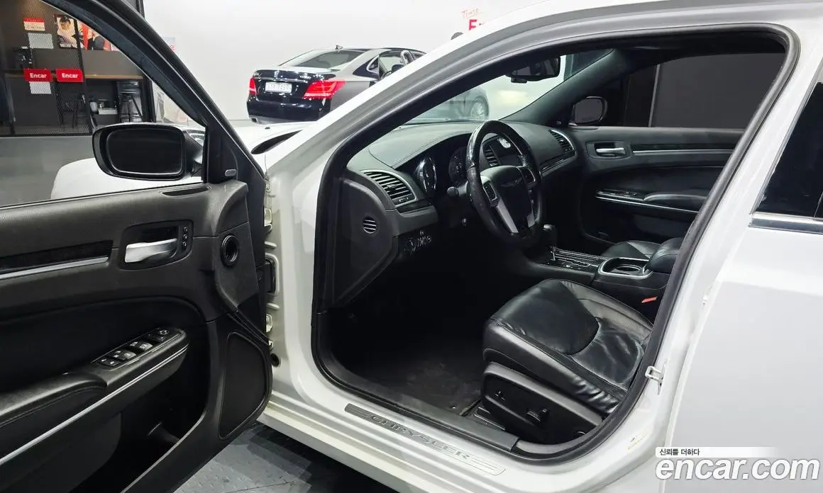 Chrysler 300C 2011 3.6 автомат (гидро), фото 10 Chrysler 300C 2011 3.6 автомат (гидро), фото 10