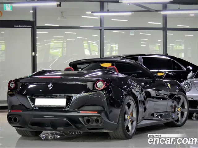 Ferrari Portofino 2019 3.9 автомат (гидро), миниатюра 2 Ferrari Portofino 2019 3.9 автомат (гидро), миниатюра 2