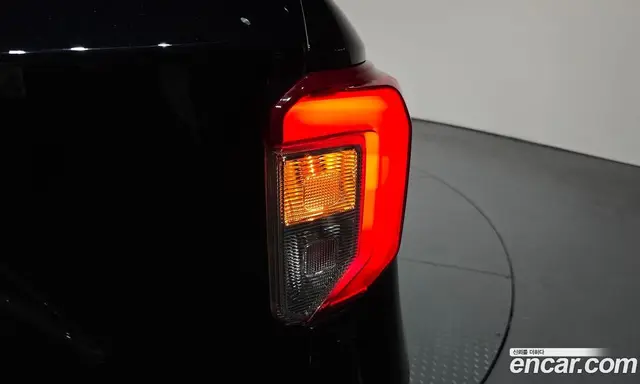 Ford Explorer 2023 2.3 автомат (гидро), миниатюра 9 Ford Explorer 2023 2.3 автомат (гидро), миниатюра 9