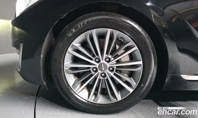 Genesis EQ900 2016 3.8 автомат (гидро), миниатюра 5 Genesis EQ900 2016 3.8 автомат (гидро), миниатюра 5