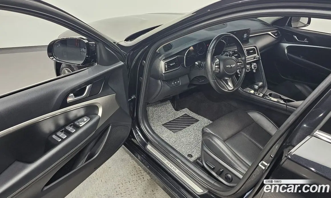 Genesis G70 2021 2.0 автомат (гидро), фото 13 Genesis G70 2021 2.0 автомат (гидро), фото 13