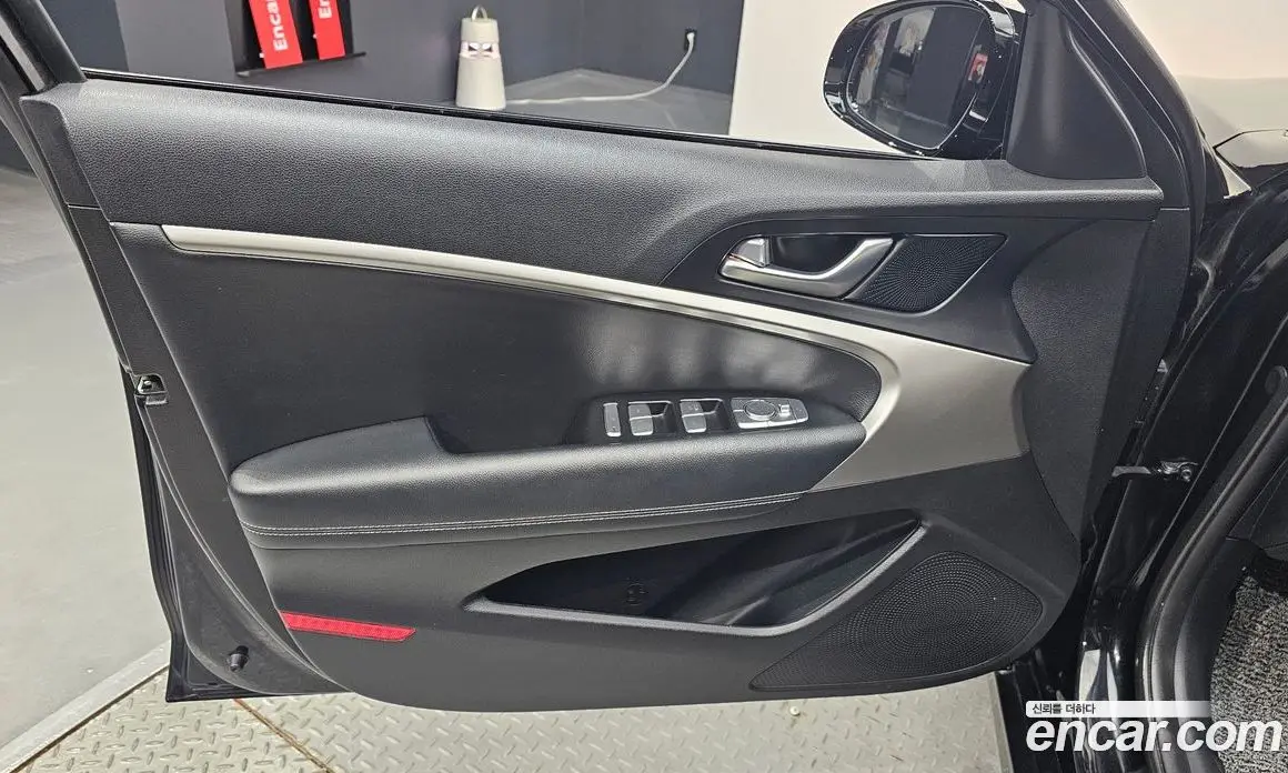 Genesis G70 2021 2.0 автомат (гидро), фото 14 Genesis G70 2021 2.0 автомат (гидро), фото 14