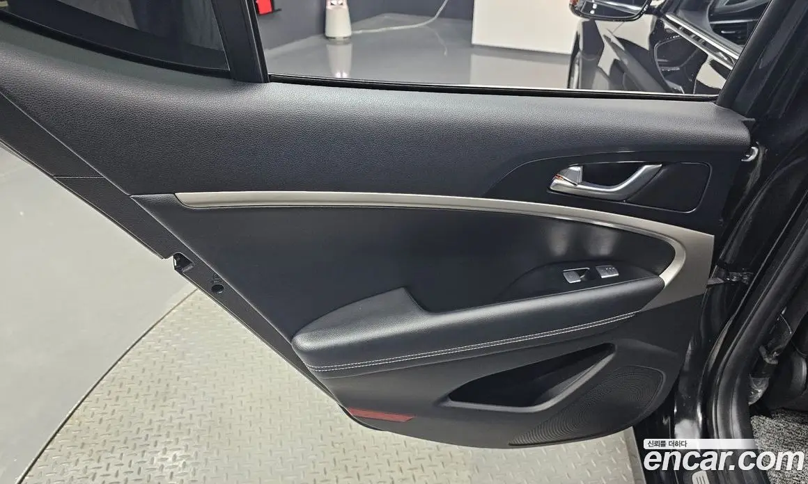 Genesis G70 2021 2.0 автомат (гидро), фото 15 Genesis G70 2021 2.0 автомат (гидро), фото 15