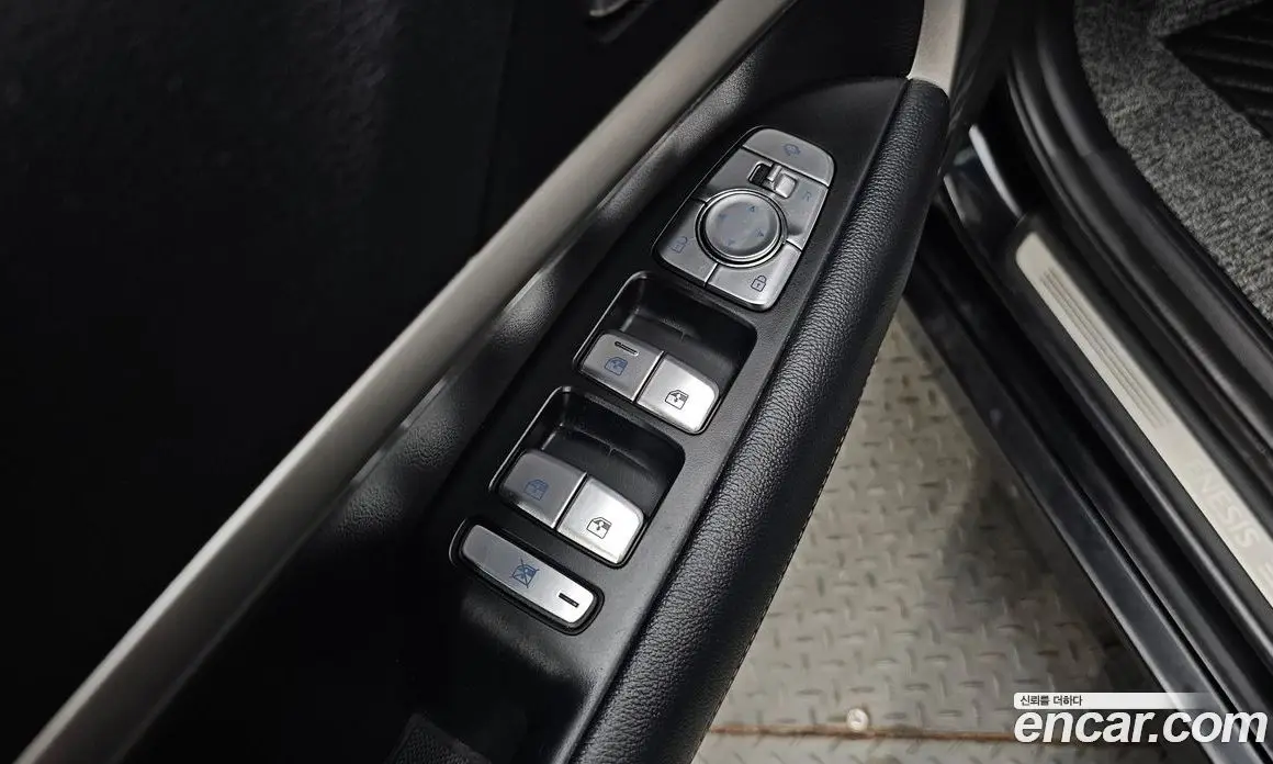 Genesis G70 2021 2.0 автомат (гидро), фото 22 Genesis G70 2021 2.0 автомат (гидро), фото 22