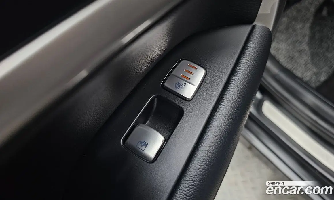 Genesis G70 2021 2.0 автомат (гидро), фото 28 Genesis G70 2021 2.0 автомат (гидро), фото 28