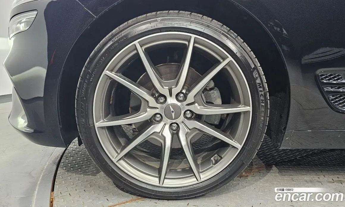 Genesis G70 2021 2.0 автомат (гидро), фото 5 Genesis G70 2021 2.0 автомат (гидро), фото 5