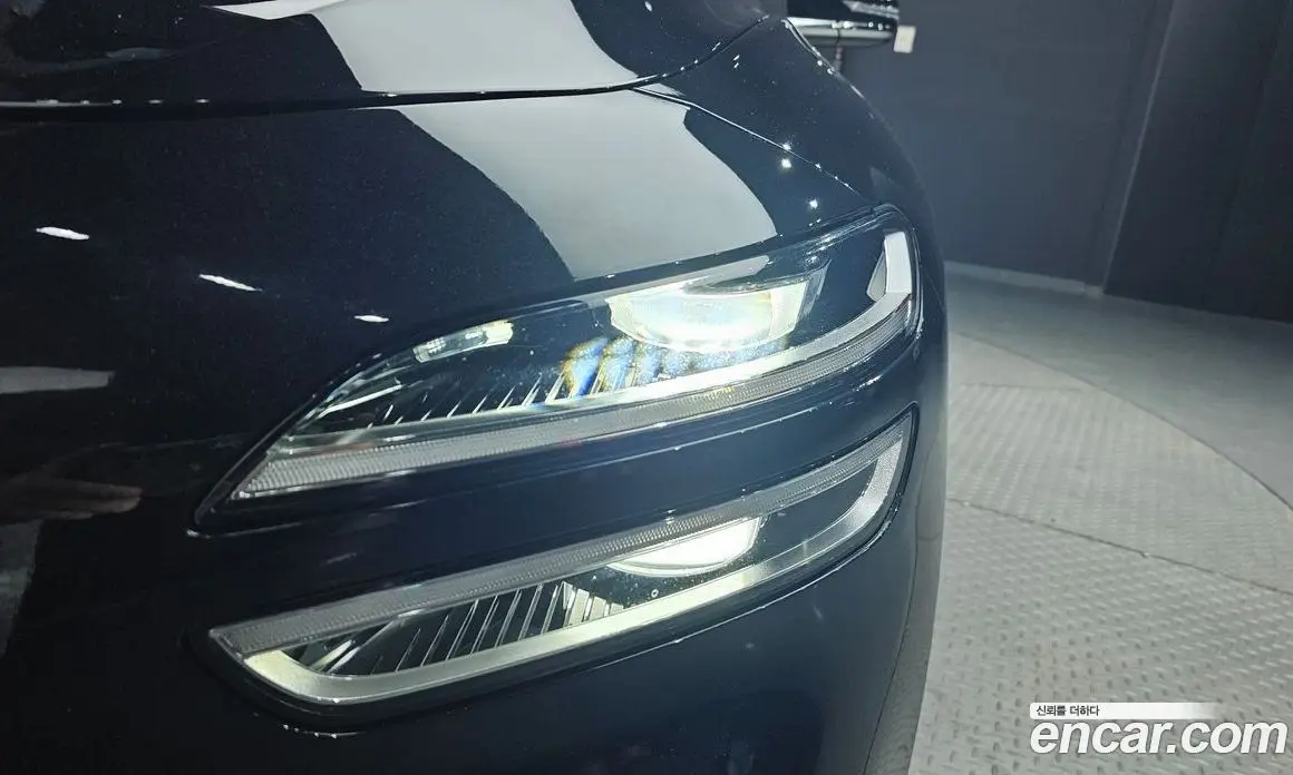 Genesis G70 2021 2.0 автомат (гидро), фото 8 Genesis G70 2021 2.0 автомат (гидро), фото 8