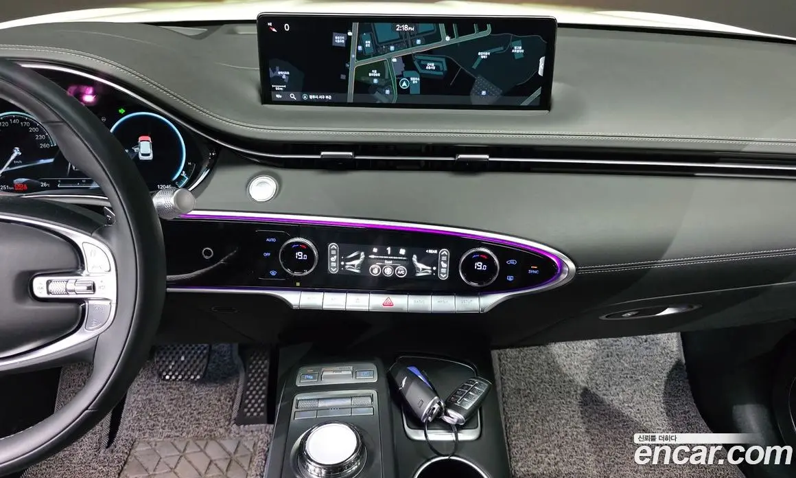 Genesis GV70 2022 2.5 автомат (гидро), фото 23 Genesis GV70 2022 2.5 автомат (гидро), фото 23