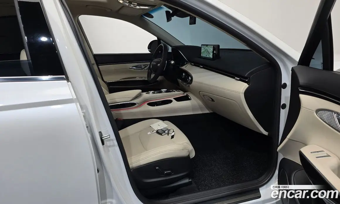 Genesis GV70 2022 2.5 автомат (гидро), фото 16 Genesis GV70 2022 2.5 автомат (гидро), фото 16