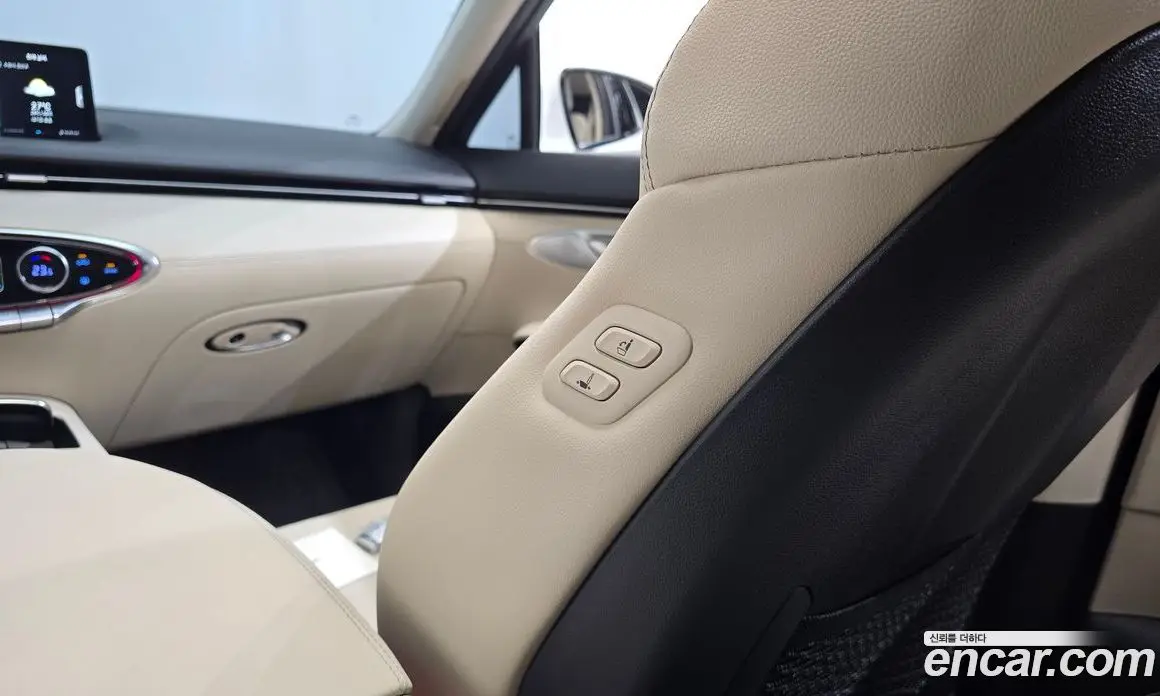 Genesis GV70 2022 2.5 автомат (гидро), фото 30 Genesis GV70 2022 2.5 автомат (гидро), фото 30