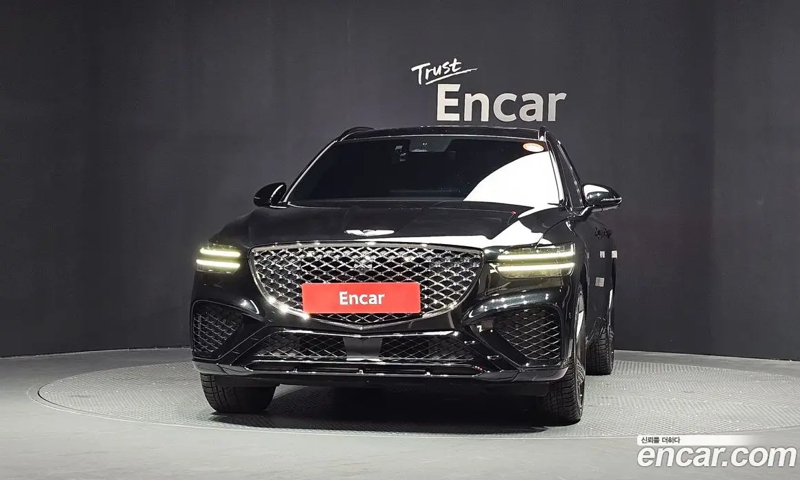 Genesis GV70 2022 2.5 автомат (гидро), фото 3 Genesis GV70 2022 2.5 автомат (гидро), фото 3