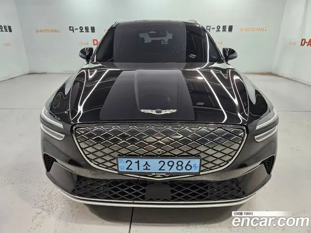 Genesis GV70 2022 0.1 автомат (гидро), миниатюра 1