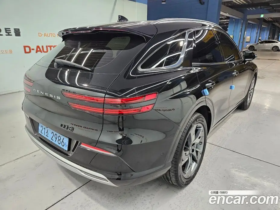Genesis GV70 2022 0.1 автомат (гидро), фото 6