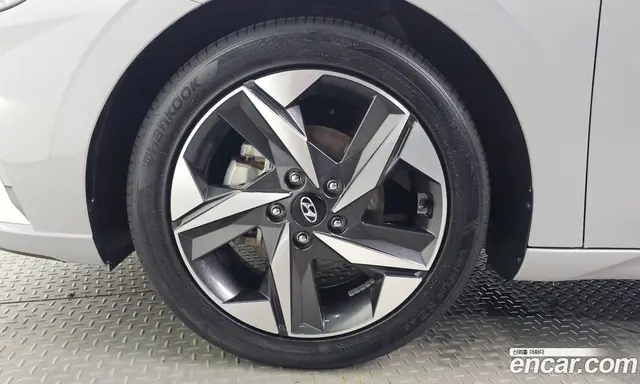 Hyundai Avante 2021 1.6 автомат (гидро), миниатюра 5 Hyundai Avante 2021 1.6 автомат (гидро), миниатюра 5