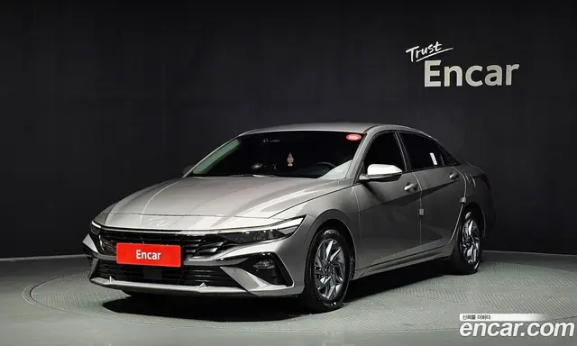 Hyundai Avante 2023 1.6 автомат (гидро), миниатюра 1