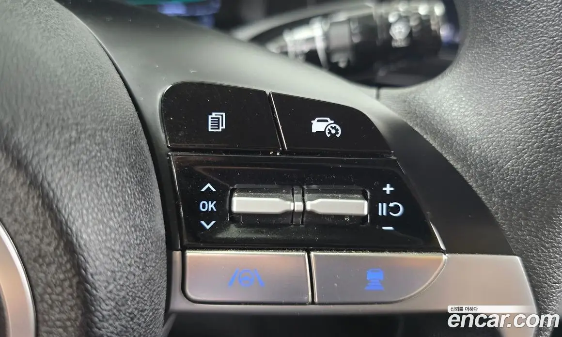 Hyundai Avante 2023 1.6 автомат (гидро), фото 33
