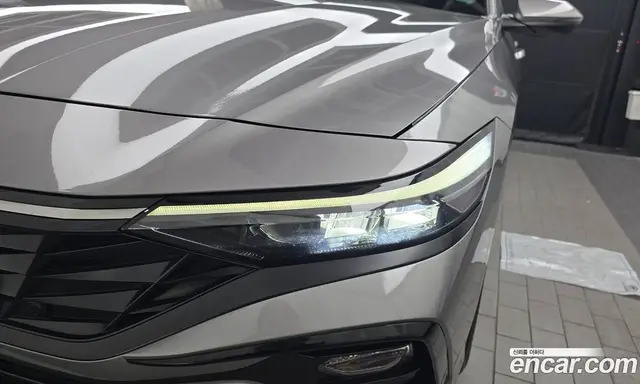 Hyundai Avante 2023 1.6 автомат (гидро), миниатюра 8