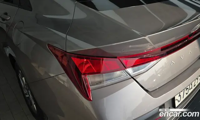 Hyundai Avante 2023 1.6 автомат (гидро), миниатюра 9