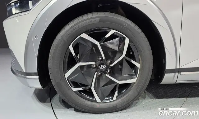 Hyundai Ioniq 5 2023 0.7 автомат (гидро), миниатюра 5 Hyundai Ioniq 5 2023 0.7 автомат (гидро), миниатюра 5