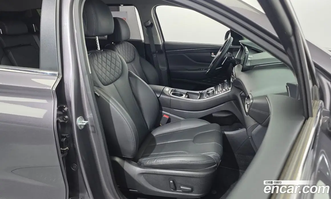 Hyundai Santa Fe 2022 2.2 автомат (гидро), фото 16 Hyundai Santa Fe 2022 2.2 автомат (гидро), фото 16