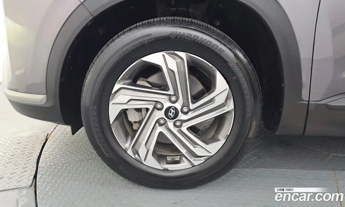 Hyundai Santa Fe 2022 2.2 автомат (гидро), фото 5 Hyundai Santa Fe 2022 2.2 автомат (гидро), фото 5