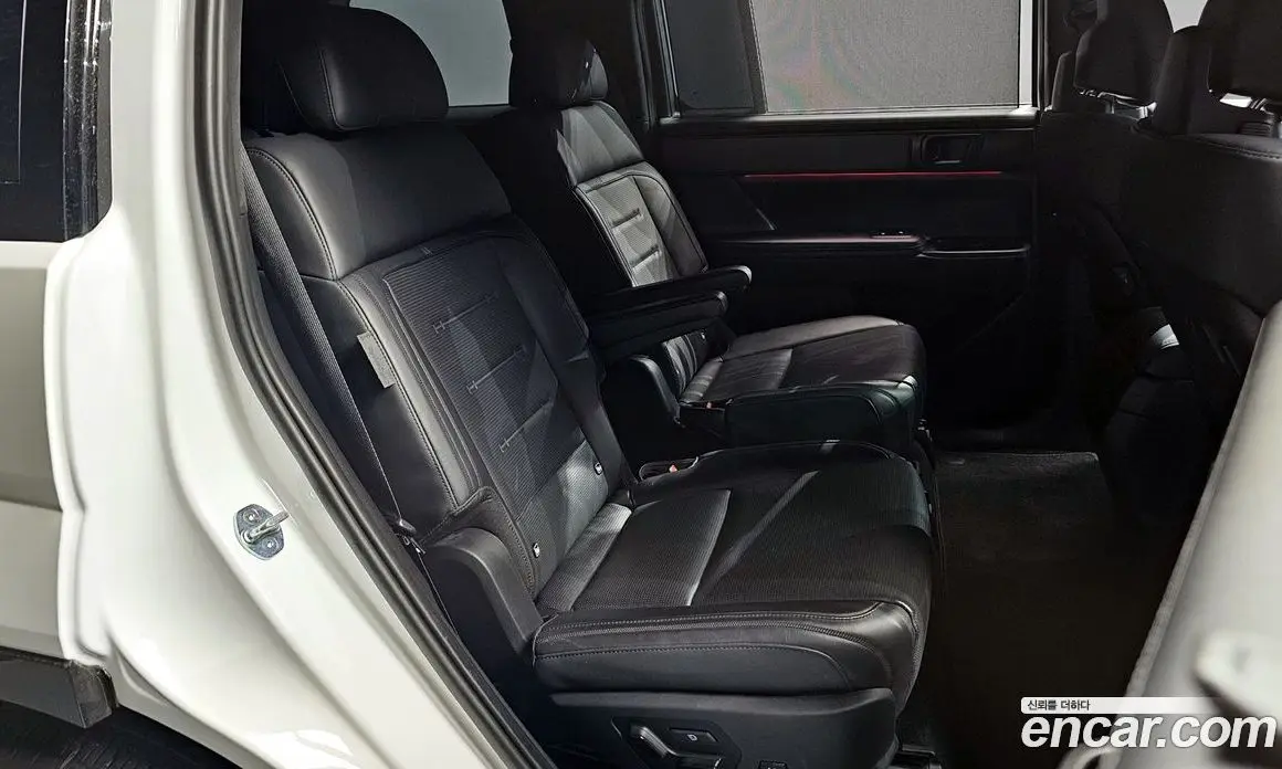 Hyundai Santa Fe 2023 1.6 автомат (гидро), фото 12