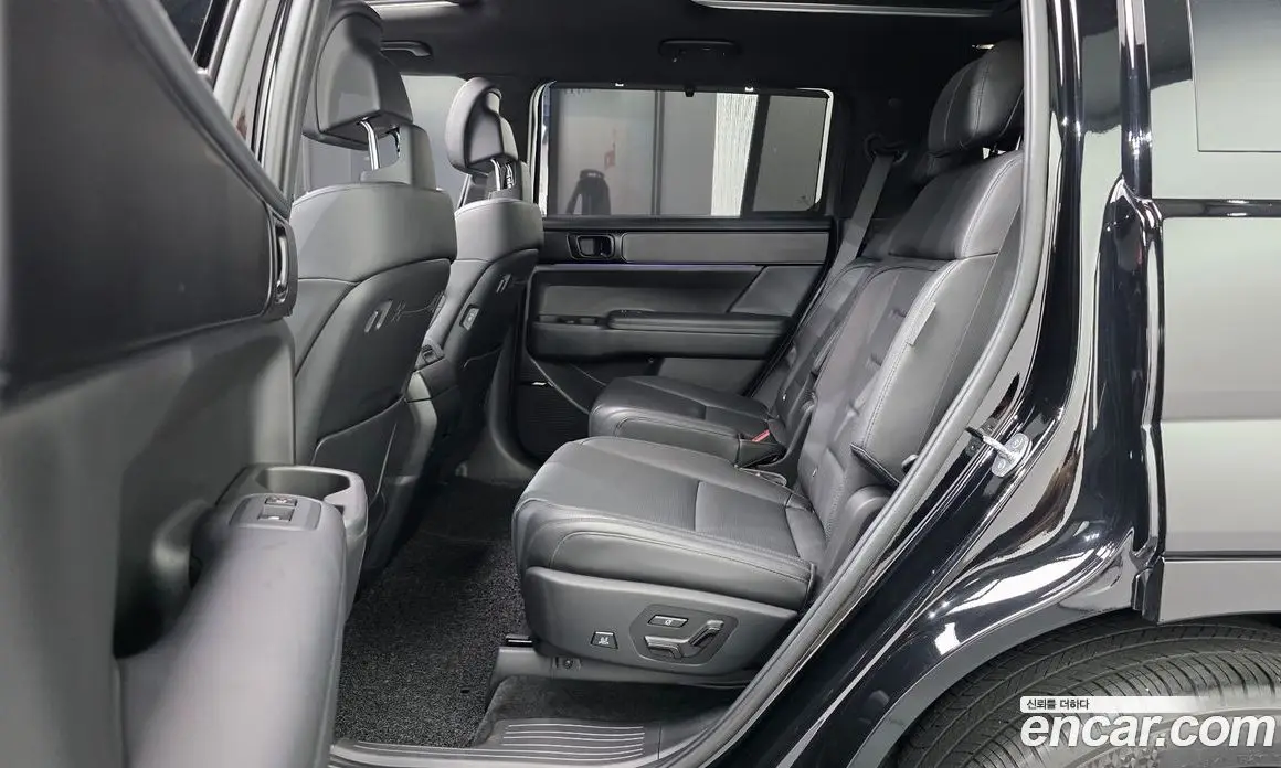 Hyundai Santa Fe 2023 1.6 автомат (гидро), фото 17 Hyundai Santa Fe 2023 1.6 автомат (гидро), фото 17