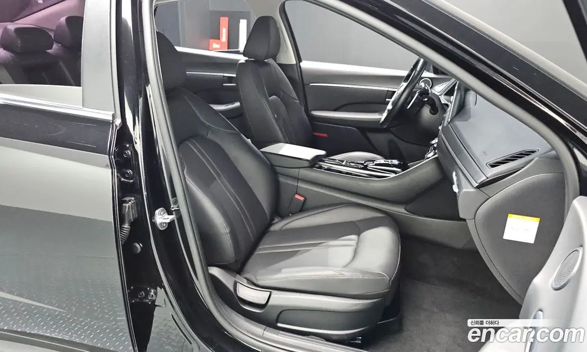 Hyundai Sonata 2020 2.0 автомат (гидро), фото 18 Hyundai Sonata 2020 2.0 автомат (гидро), фото 18
