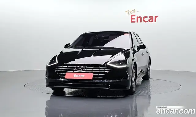 Hyundai Sonata 2020 2.0 автомат (гидро), миниатюра 3 Hyundai Sonata 2020 2.0 автомат (гидро), миниатюра 3