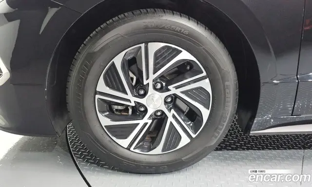 Hyundai Sonata 2020 2.0 автомат (гидро), миниатюра 5 Hyundai Sonata 2020 2.0 автомат (гидро), миниатюра 5