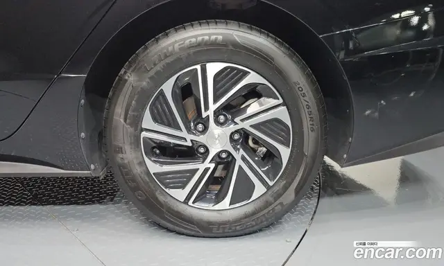 Hyundai Sonata 2020 2.0 автомат (гидро), миниатюра 7 Hyundai Sonata 2020 2.0 автомат (гидро), миниатюра 7