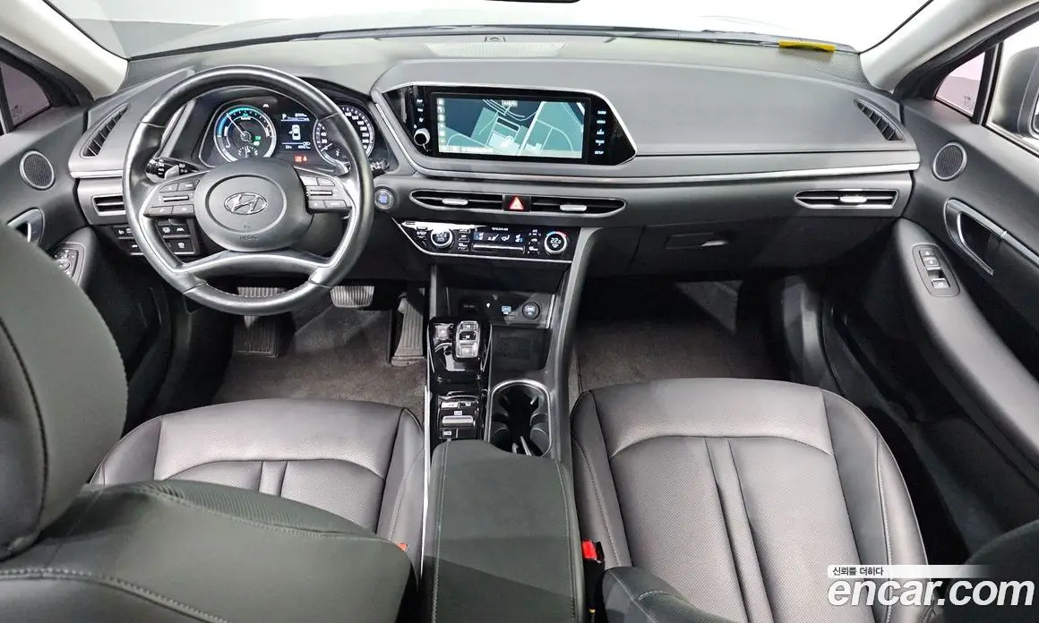 Hyundai Sonata 2020 2.0 автомат (гидро), фото 10 Hyundai Sonata 2020 2.0 автомат (гидро), фото 10