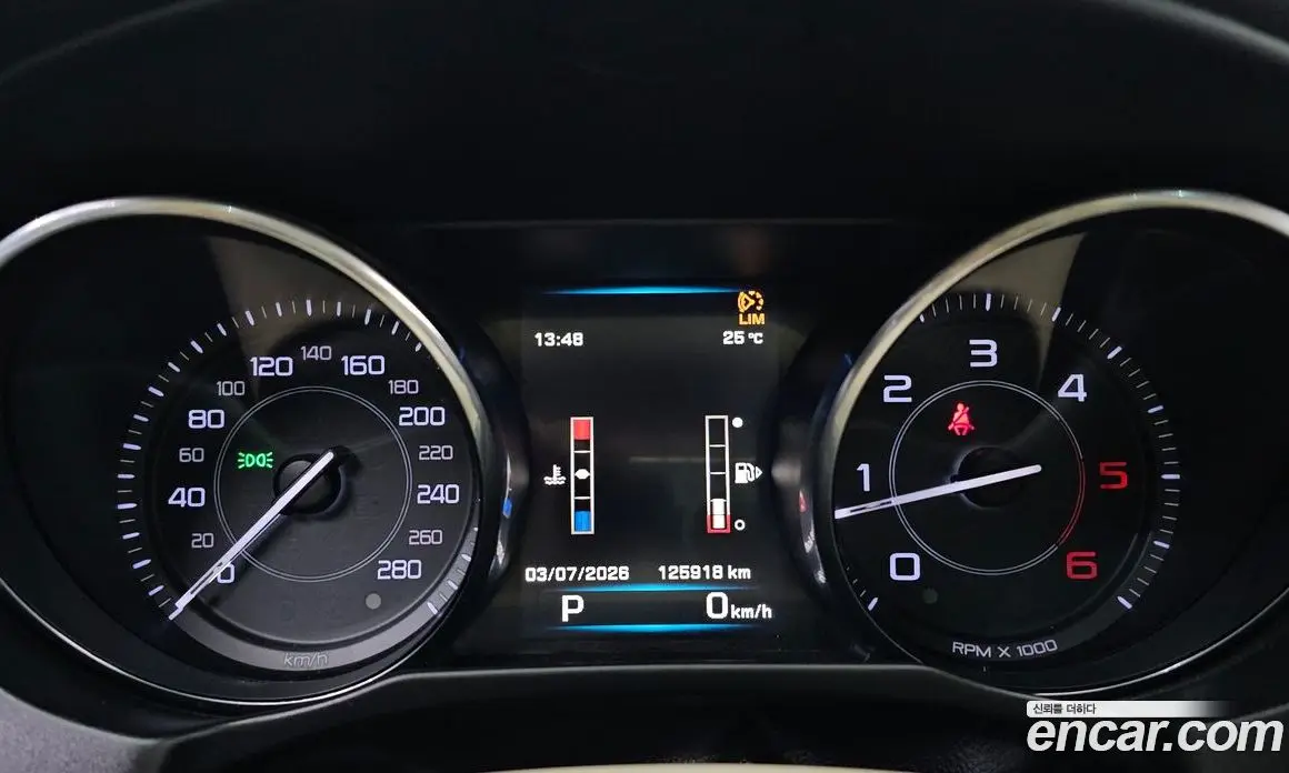 Jaguar XE 2016 2.0 автомат (гидро), фото 8 Jaguar XE 2016 2.0 автомат (гидро), фото 8