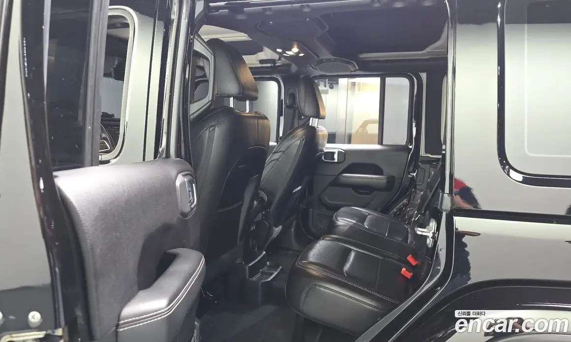 Jeep Wrangler 2019 2.0 автомат (гидро), фото 16