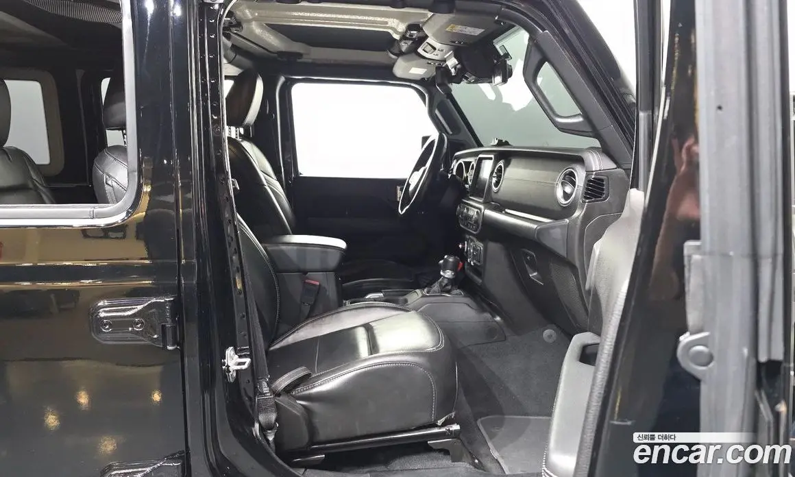 Jeep Wrangler 2019 2.0 автомат (гидро), фото 17