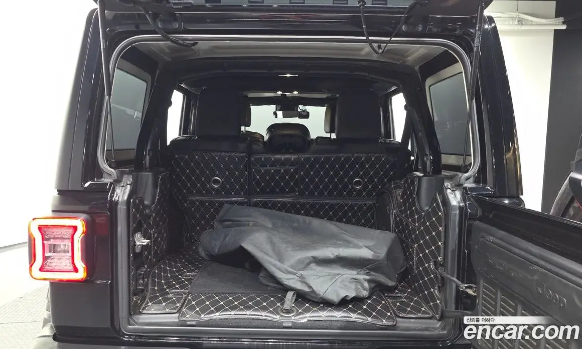 Jeep Wrangler 2019 2.0 автомат (гидро), фото 26