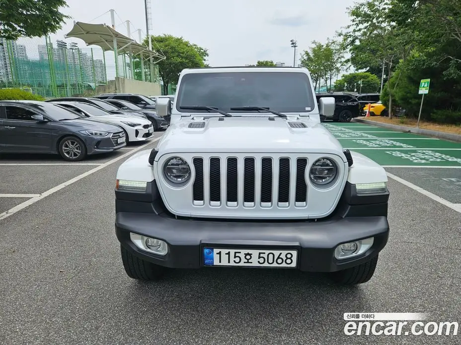 Jeep Wrangler 2022 2.0 автомат (гидро), фото 1 Jeep Wrangler 2022 2.0 автомат (гидро), фото 1