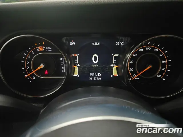 Jeep Wrangler 2022 2.0 автомат (гидро), миниатюра 5 Jeep Wrangler 2022 2.0 автомат (гидро), миниатюра 5