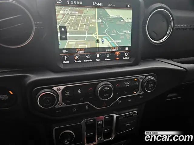 Jeep Wrangler 2022 2.0 автомат (гидро), миниатюра 8 Jeep Wrangler 2022 2.0 автомат (гидро), миниатюра 8
