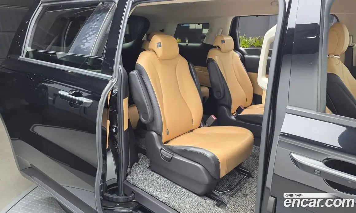 Kia Carnival 2020 2.2 автомат (гидро), фото 12 Kia Carnival 2020 2.2 автомат (гидро), фото 12
