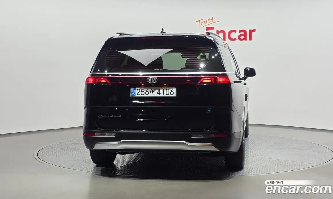 Kia Carnival 2020 2.2 автомат (гидро), фото 4 Kia Carnival 2020 2.2 автомат (гидро), фото 4