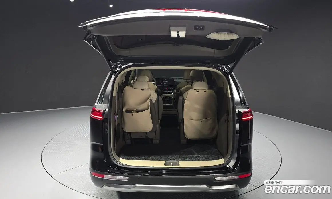 Kia Carnival 2022 3.5 автомат (гидро), фото 33 Kia Carnival 2022 3.5 автомат (гидро), фото 33