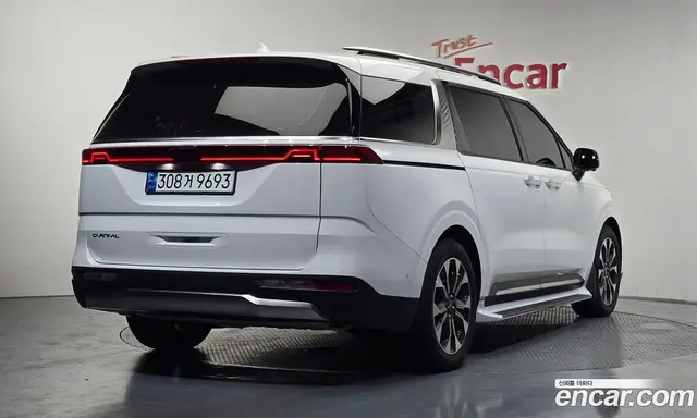 Kia Carnival 2023 2.2 автомат (гидро), миниатюра 2 Kia Carnival 2023 2.2 автомат (гидро), миниатюра 2