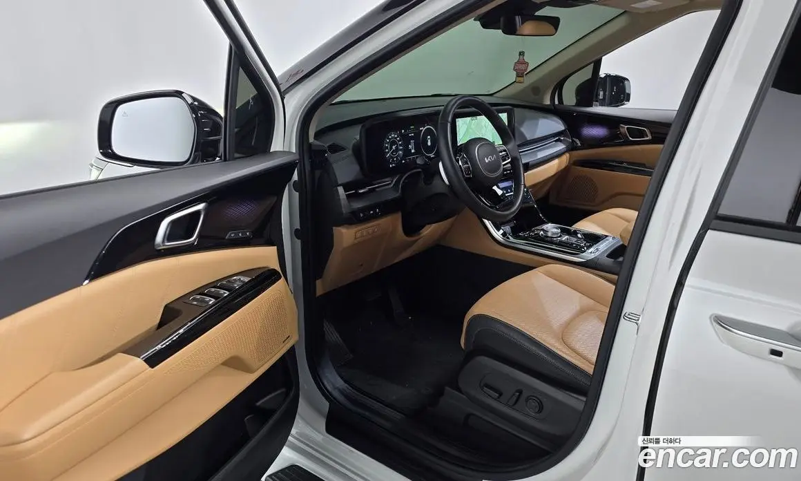 Kia Carnival 2023 2.2 автомат (гидро), фото 13 Kia Carnival 2023 2.2 автомат (гидро), фото 13