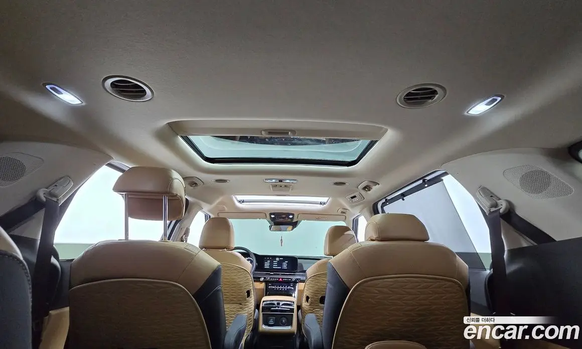 Kia Carnival 2023 2.2 автомат (гидро), фото 23 Kia Carnival 2023 2.2 автомат (гидро), фото 23