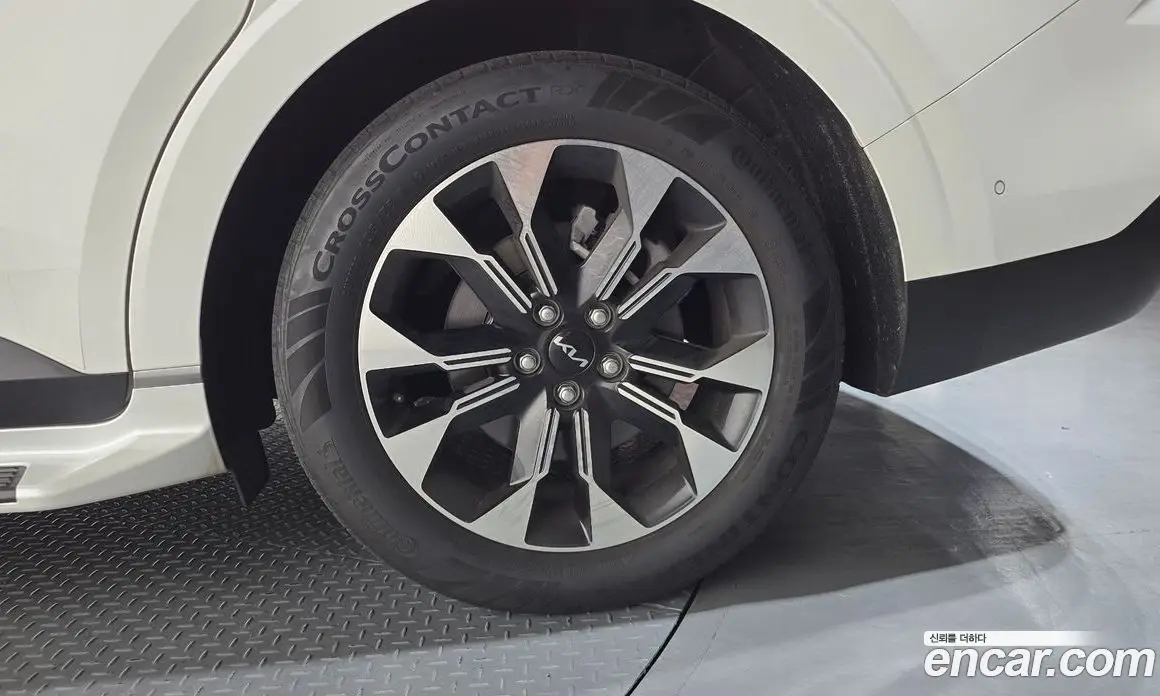 Kia Carnival 2023 2.2 автомат (гидро), фото 7 Kia Carnival 2023 2.2 автомат (гидро), фото 7