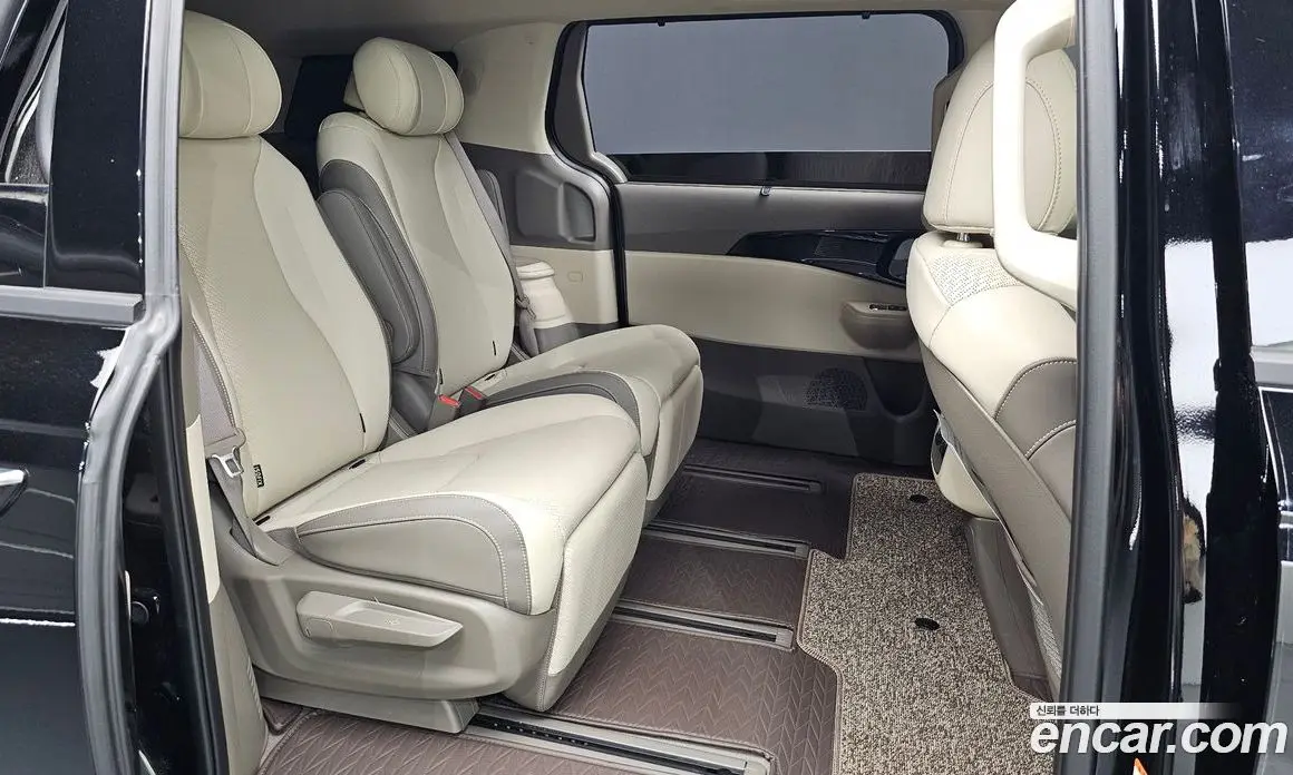 Kia Carnival 2025 3.5 автомат (гидро), фото 16