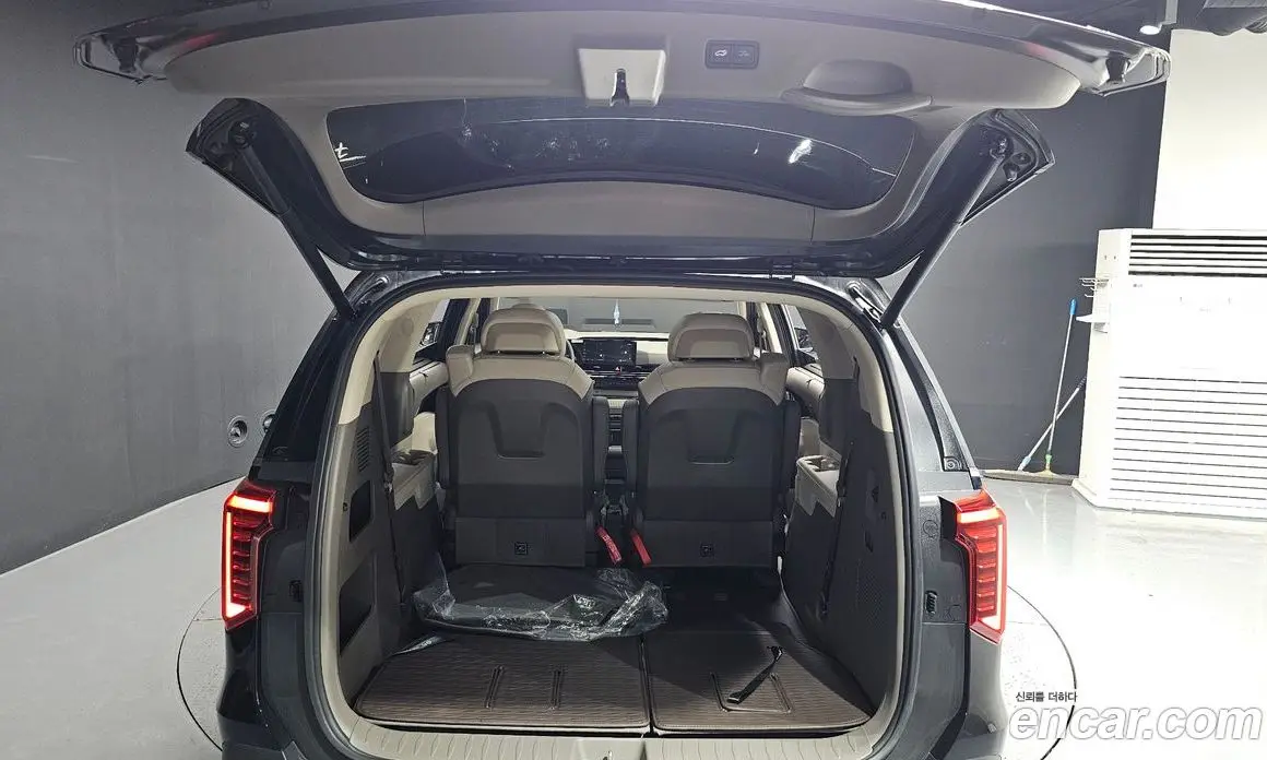 Kia Carnival 2025 3.5 автомат (гидро), фото 25