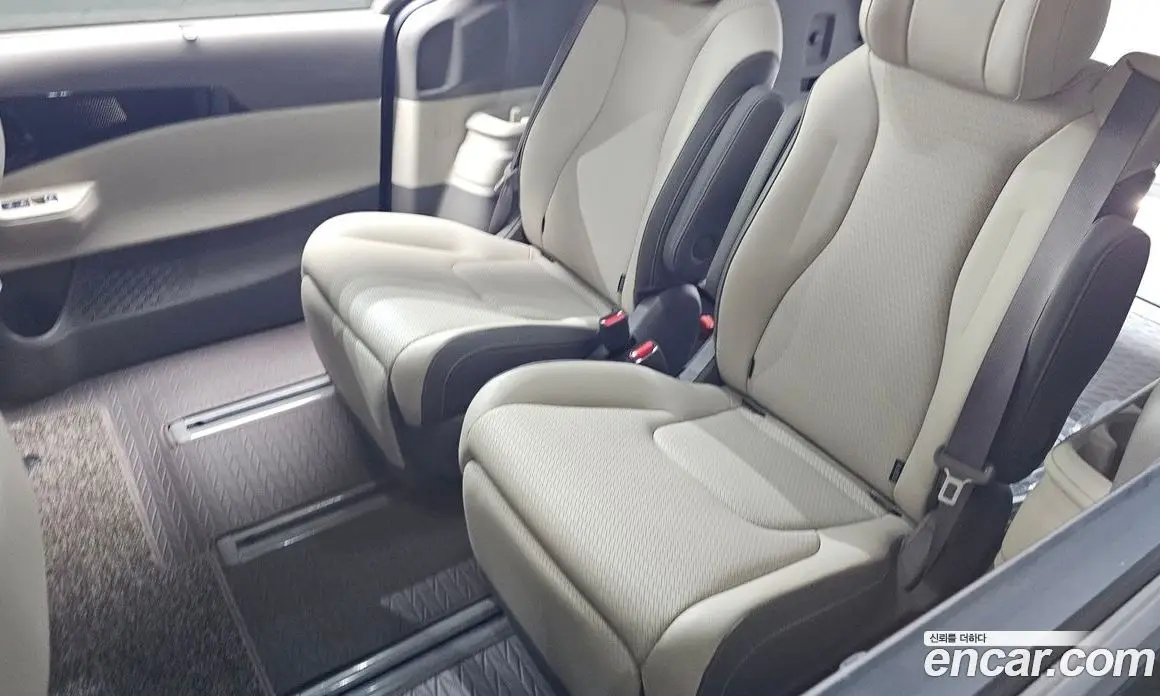 Kia Carnival 2025 3.5 автомат (гидро), фото 31